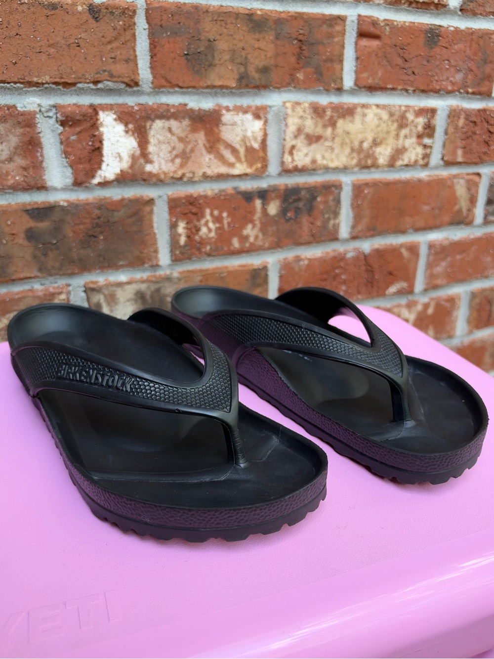 Birkenstock Honolulu EVA lightweight casual Black Thong Sandals – Size 41